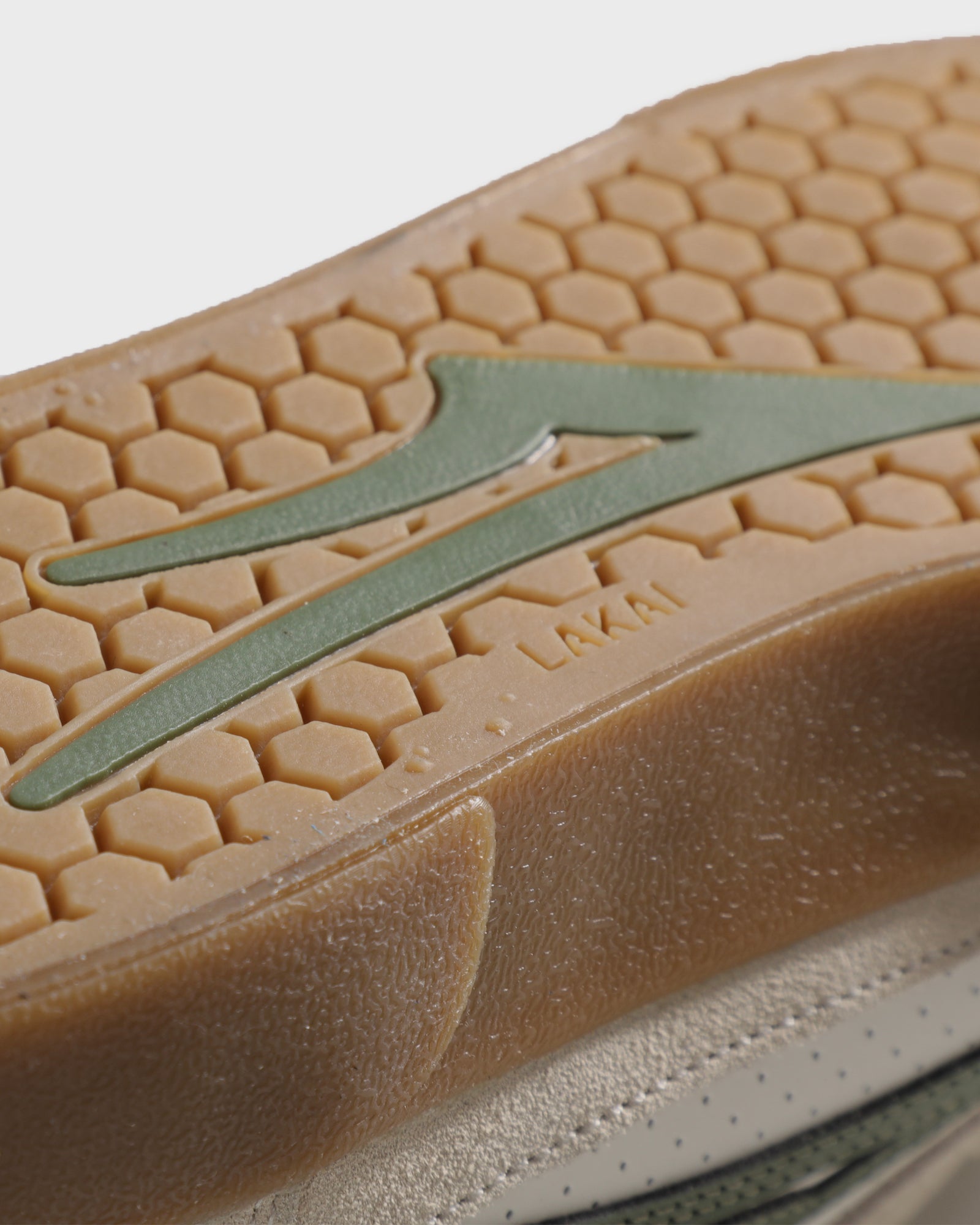 Cambridge - Cream Suede Sneakers